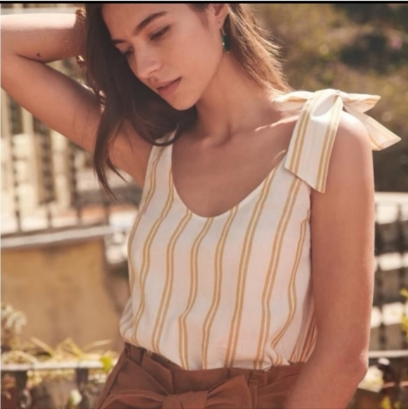 Sezane Tops - Sézane Rio Ecru Ocher Stripe Tie Shoulder Linen Blend Top 40/8